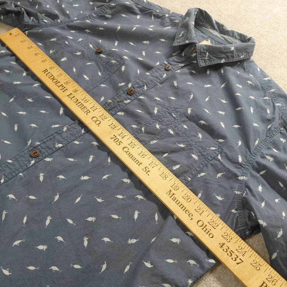 Ruff Hewn Blue Fishing Lure Chambray Mens LARGE Long Sleeve Button Up Shirt Fish